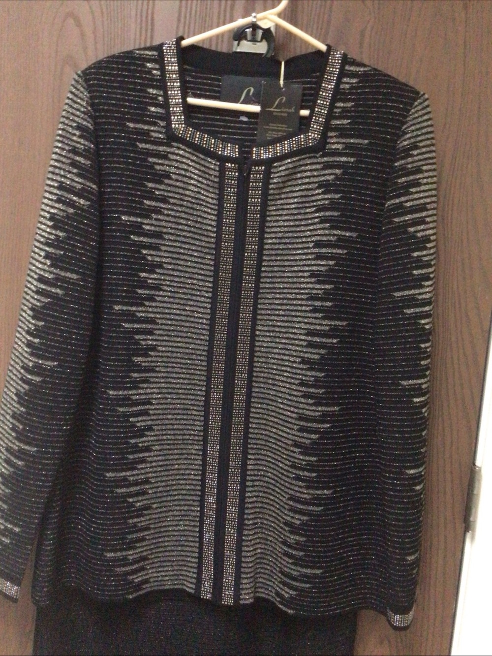 Liorah knit suit, 2 pc, black gold metallic knit Midi Dress, jewel trim, sz 14